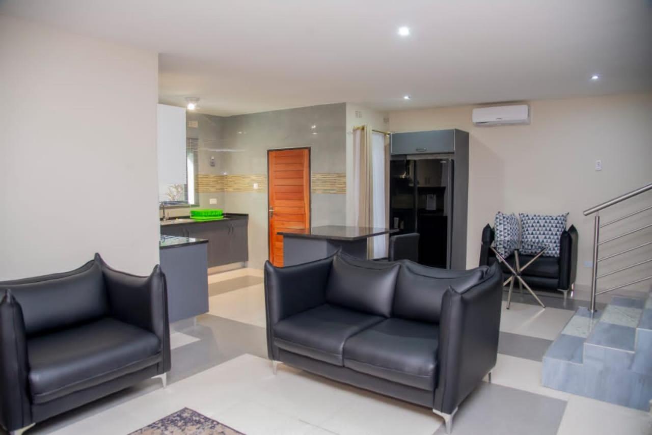 Royal Suites Apartments ルサカ エクステリア 写真