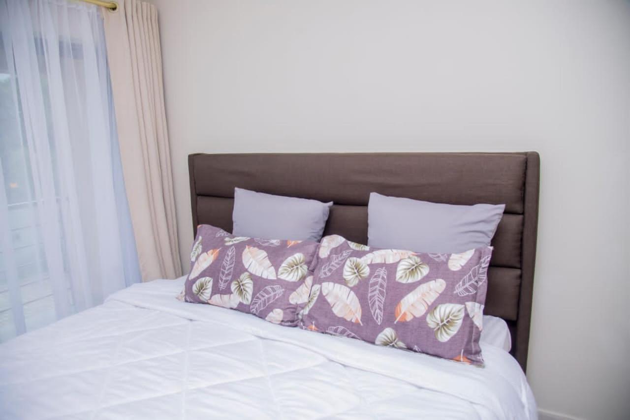 Royal Suites Apartments ルサカ エクステリア 写真